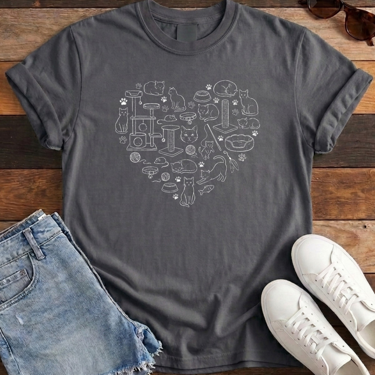 Cat Heart Tee - Pepper