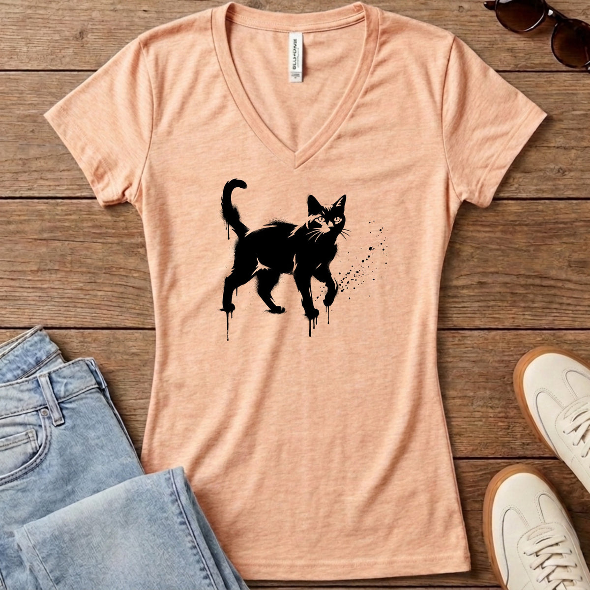 Street Stencil Cat Women's V-Neck - Heather Peach