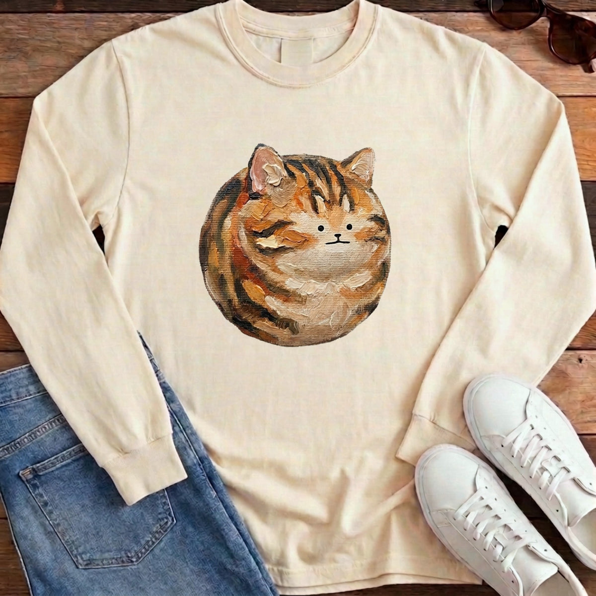 Cat Ball Long Sleeve - Ivory