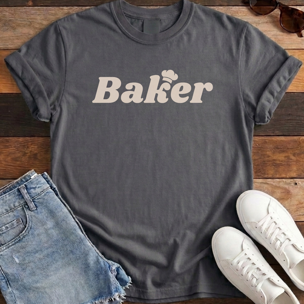 Baker Tee - Pepper