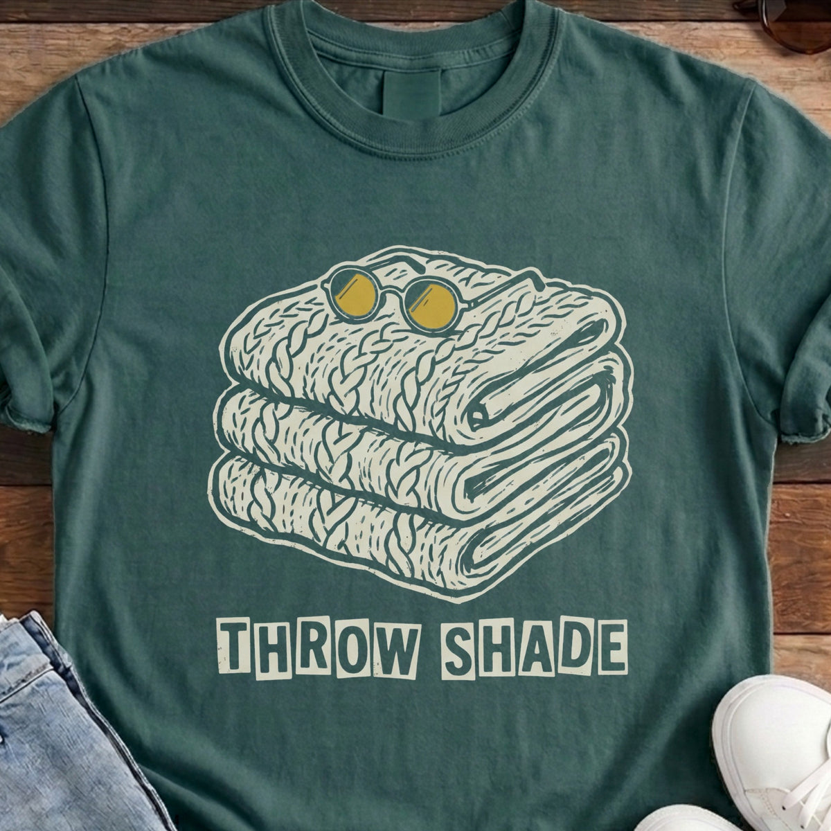Throw Shade Tee - Blue Spruce close up