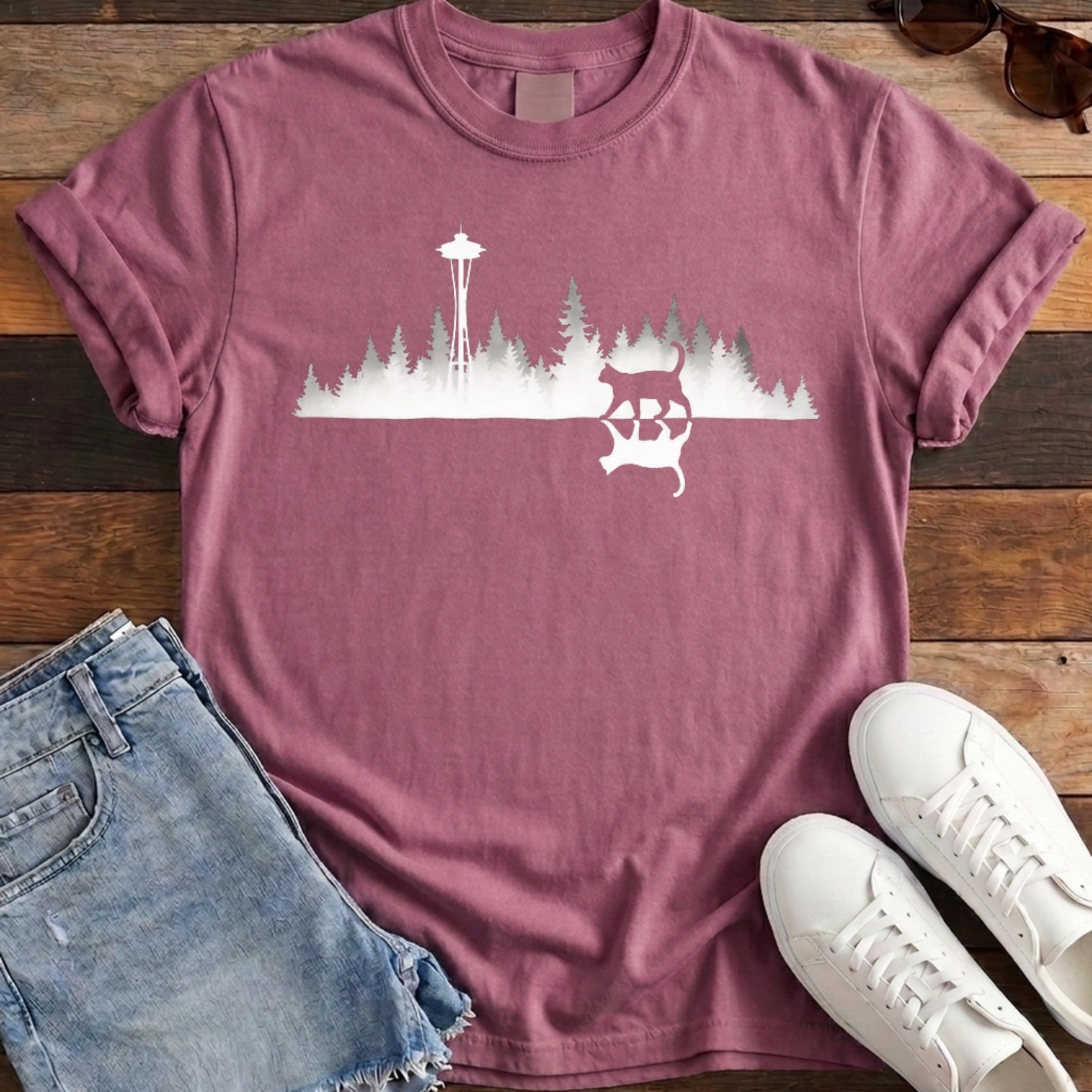 Seattle Mirror Cat Tee - Berry